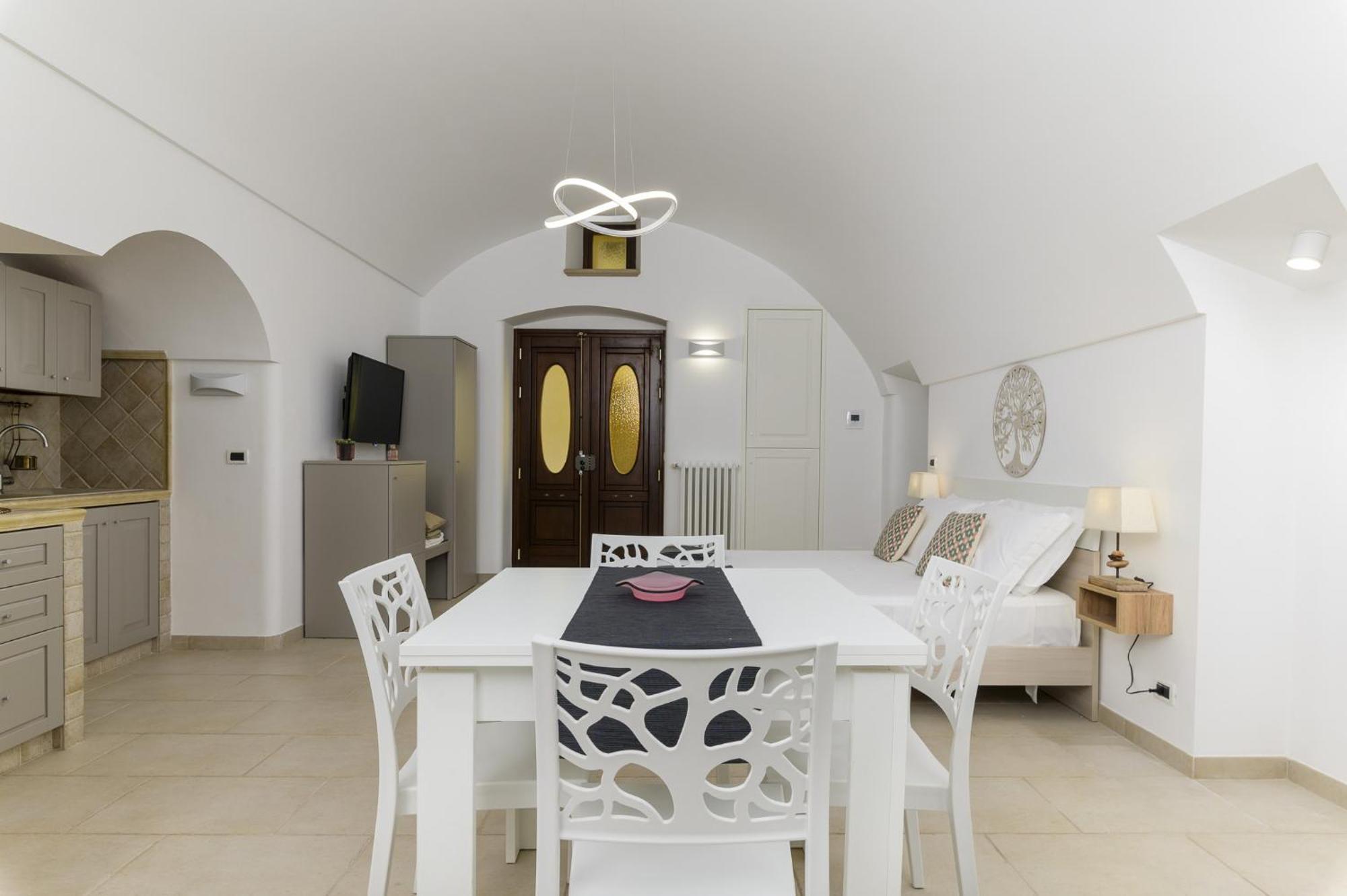 Sant'Oronzo View Apartment By Wonderful Italy أوستوني المظهر الخارجي الصورة