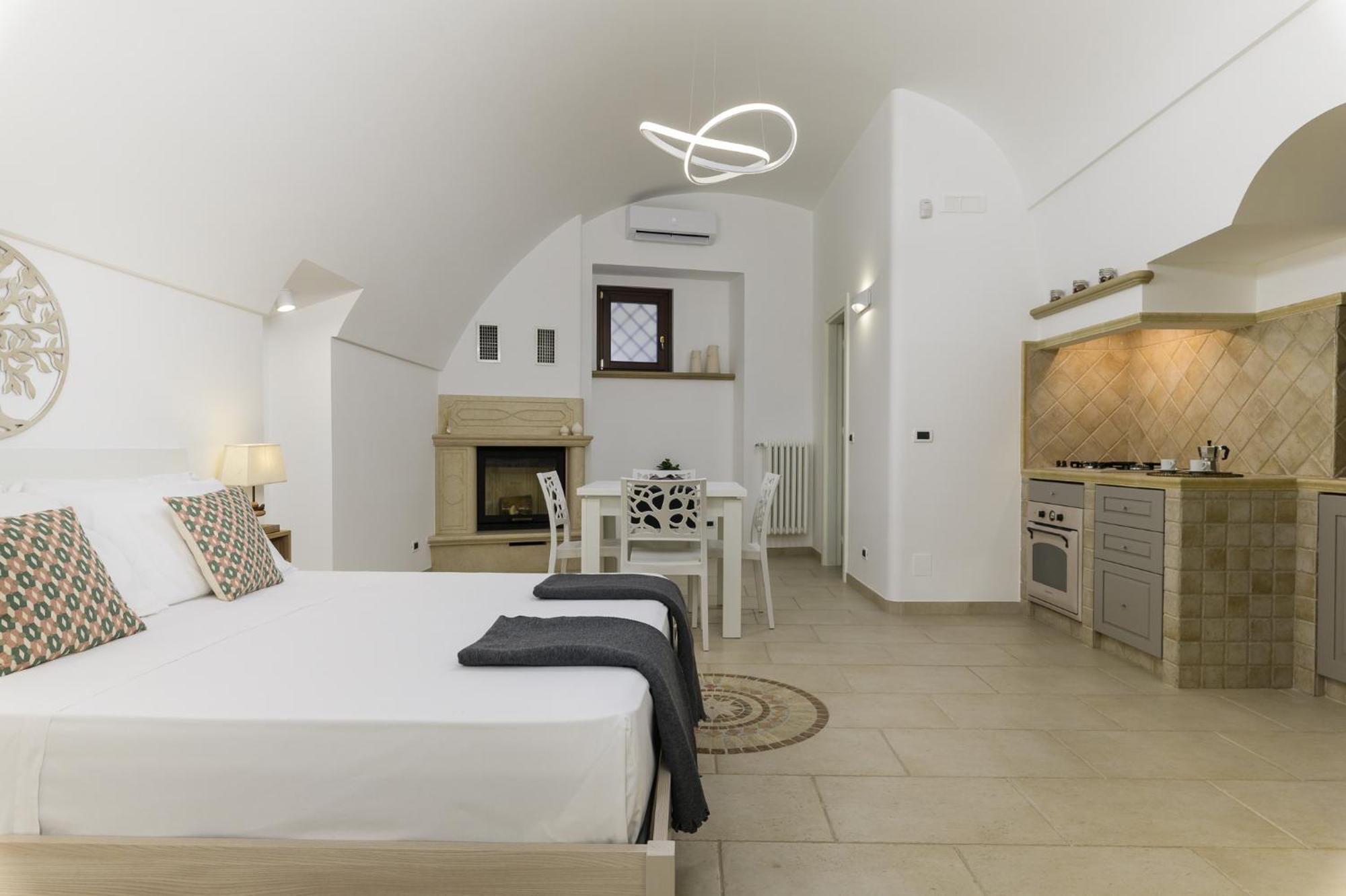 Sant'Oronzo View Apartment By Wonderful Italy أوستوني المظهر الخارجي الصورة