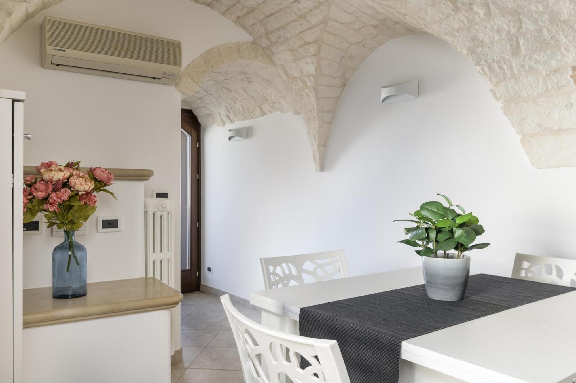 Sant'Oronzo View Apartment By Wonderful Italy أوستوني المظهر الخارجي الصورة