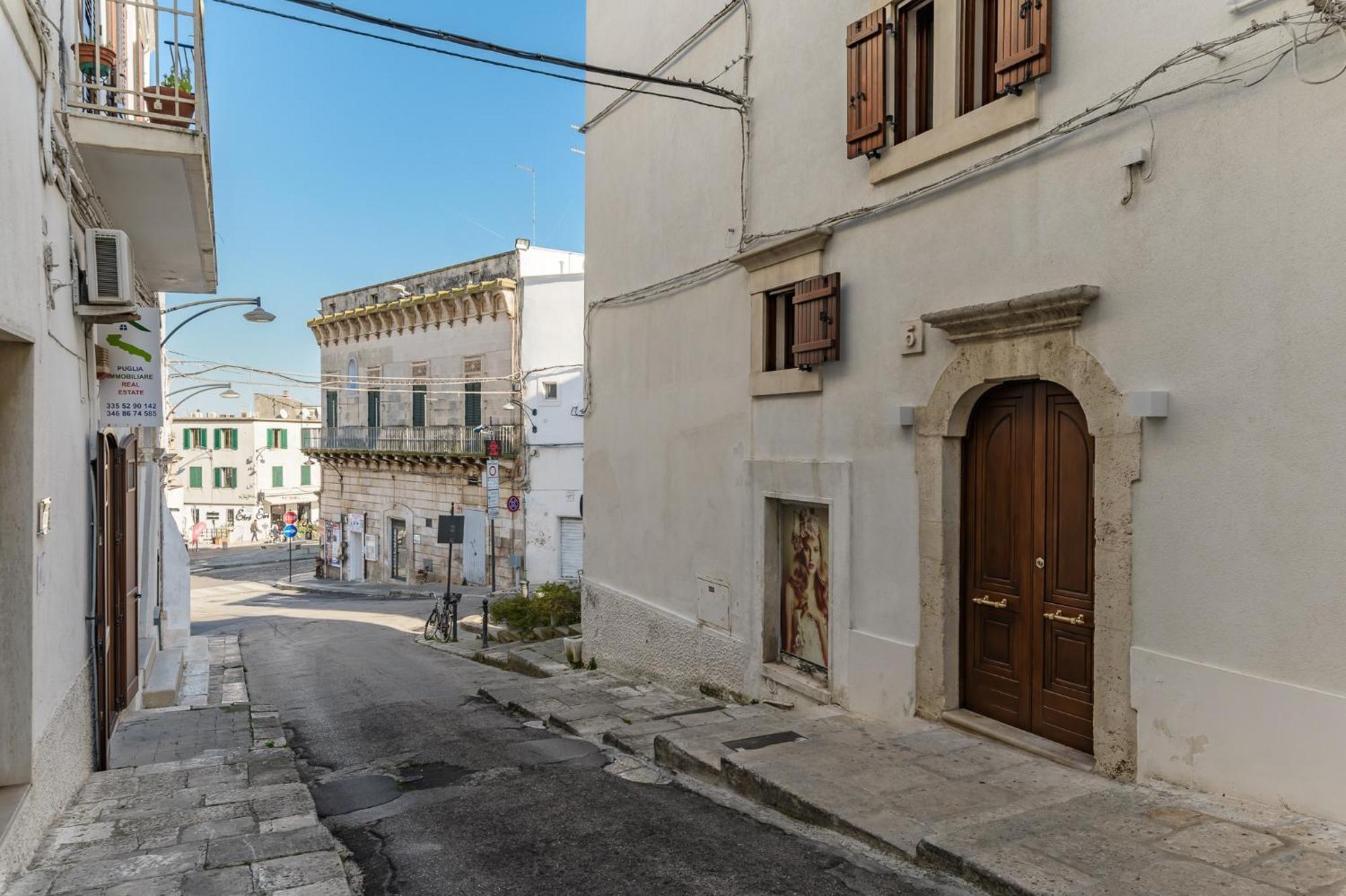 Sant'Oronzo View Apartment By Wonderful Italy أوستوني المظهر الخارجي الصورة